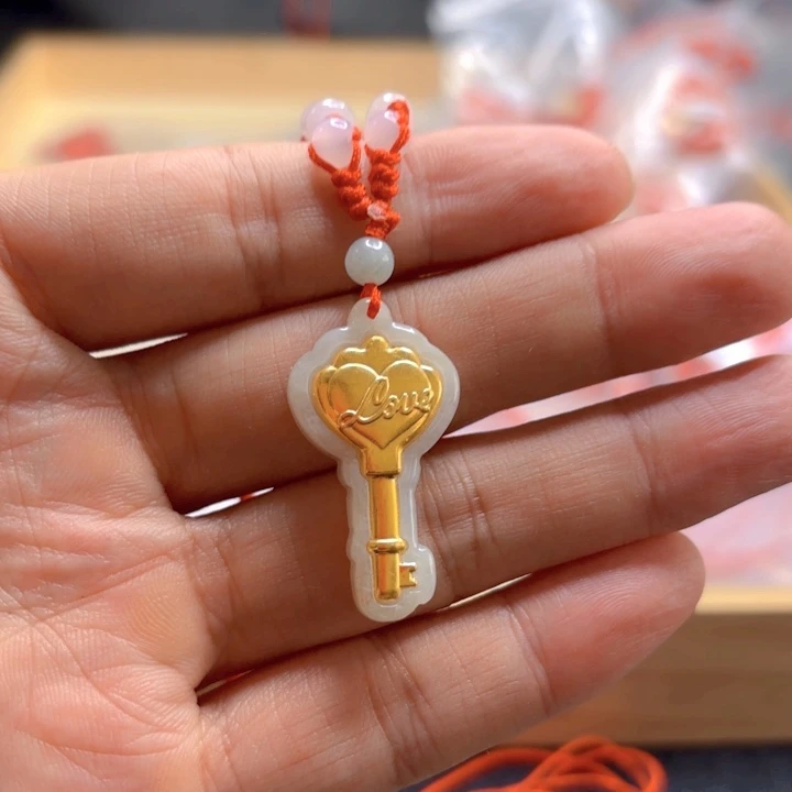 翡翠未镶嵌吊坠(不含链)翡翠吊坠