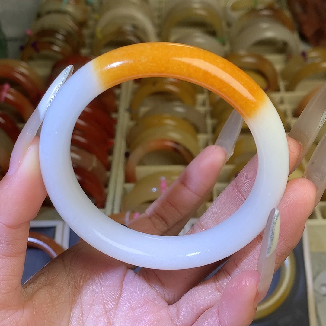 石英质玉（黄龙玉）未镶嵌手镯