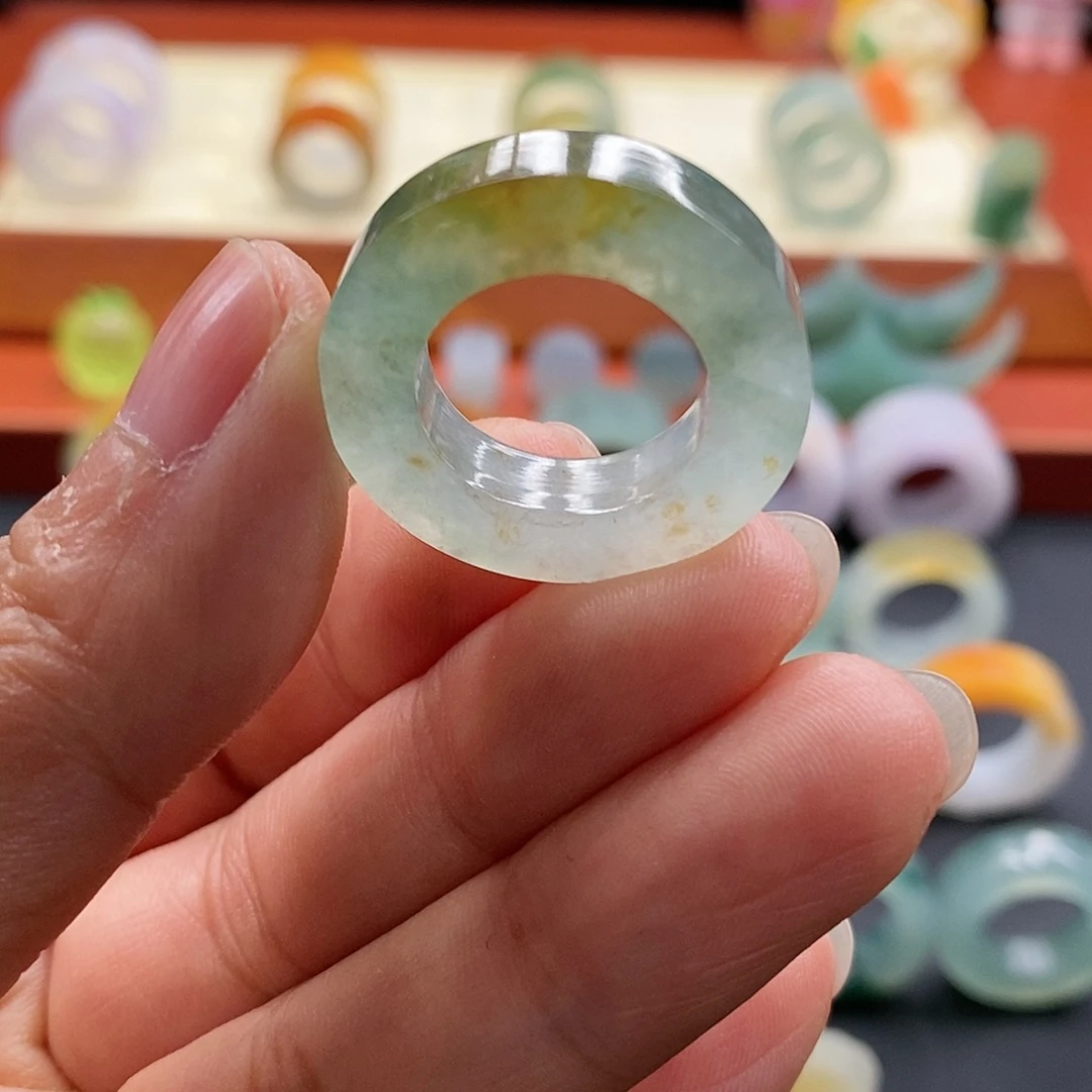 定制翡翠未镶嵌12-18圈口