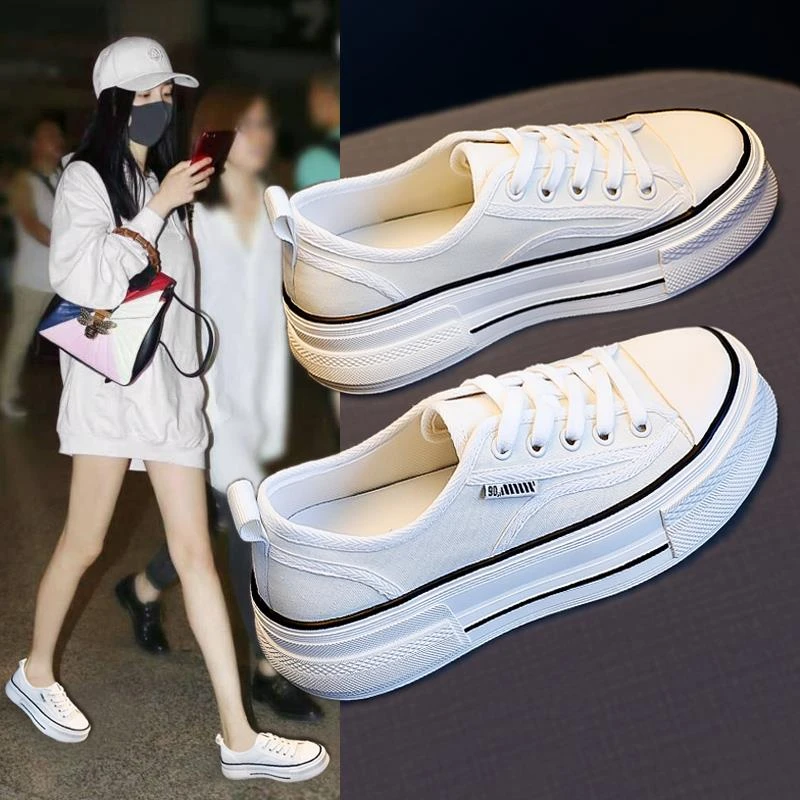 2025小白鞋新款女帆布鞋明星同款厚底白色平底增高百搭休闲板鞋潮