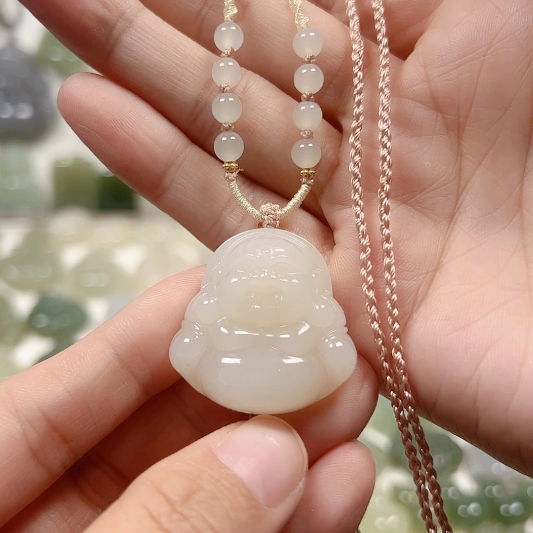 颈饰未镶嵌和田玉