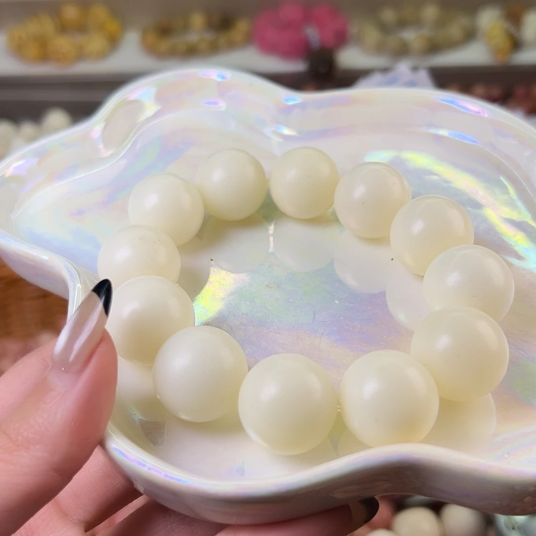 菩提根/象牙果吊坠微瑕卡20大白圆一串