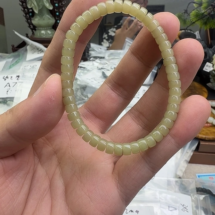 未镶嵌手串和田玉