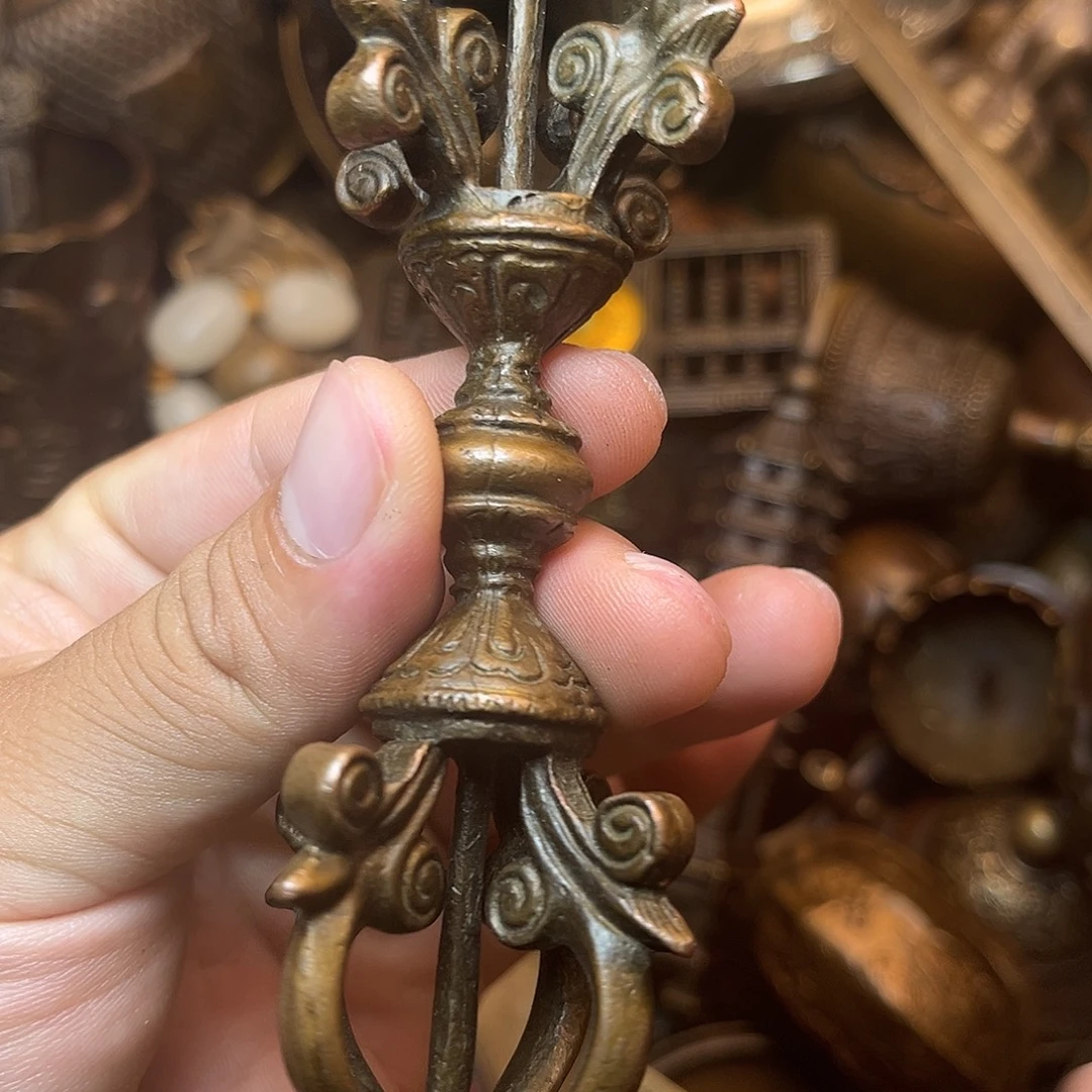 精美铜器工艺品等
