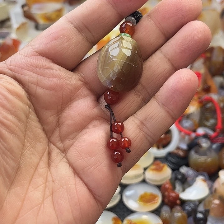 玛瑙/玉髓未镶嵌颈饰