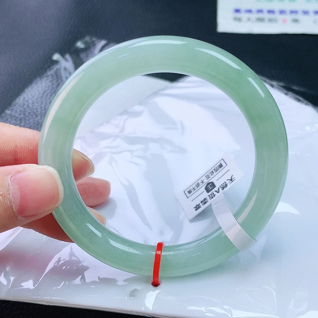 翡翠手镯未镶嵌54圆