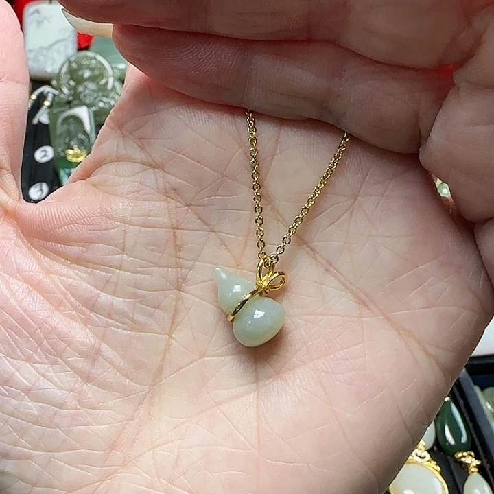 和田玉银S925镶嵌颈饰