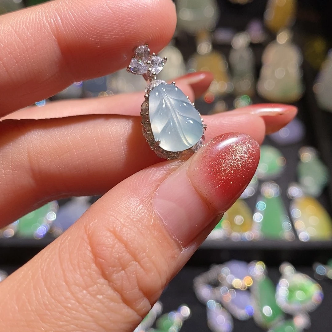 颈饰银S925镶嵌翡翠宙*e