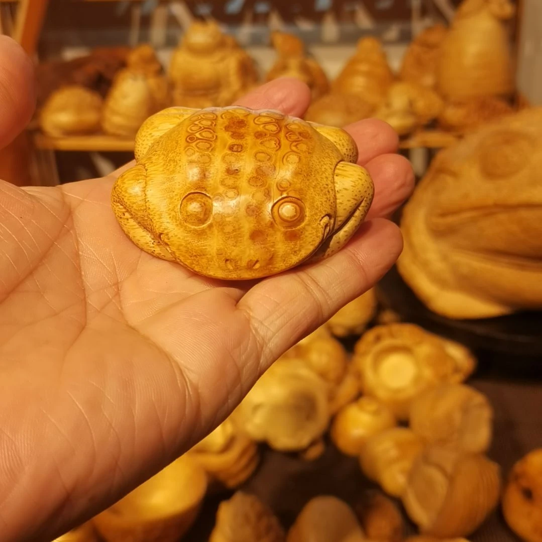 香榧木竹根雕摆件配饰金蟾杂相