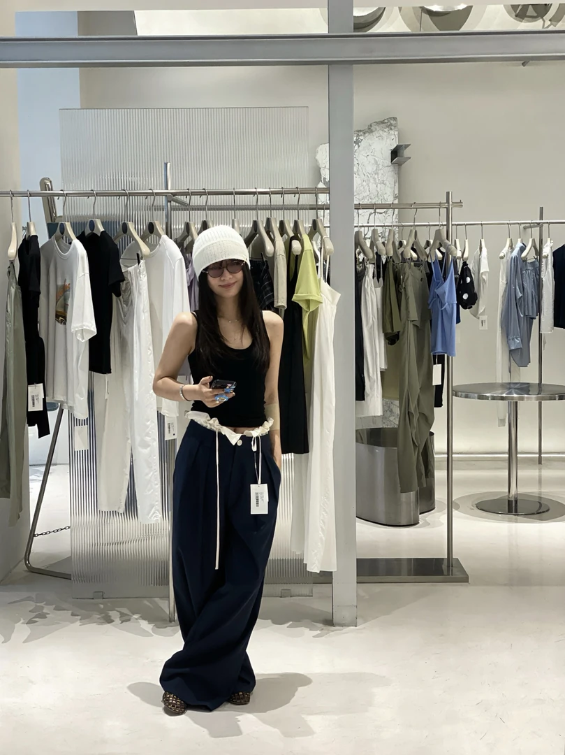 设计师品牌SR舒适亲肤百搭休闲黑色吊带背心（No退）