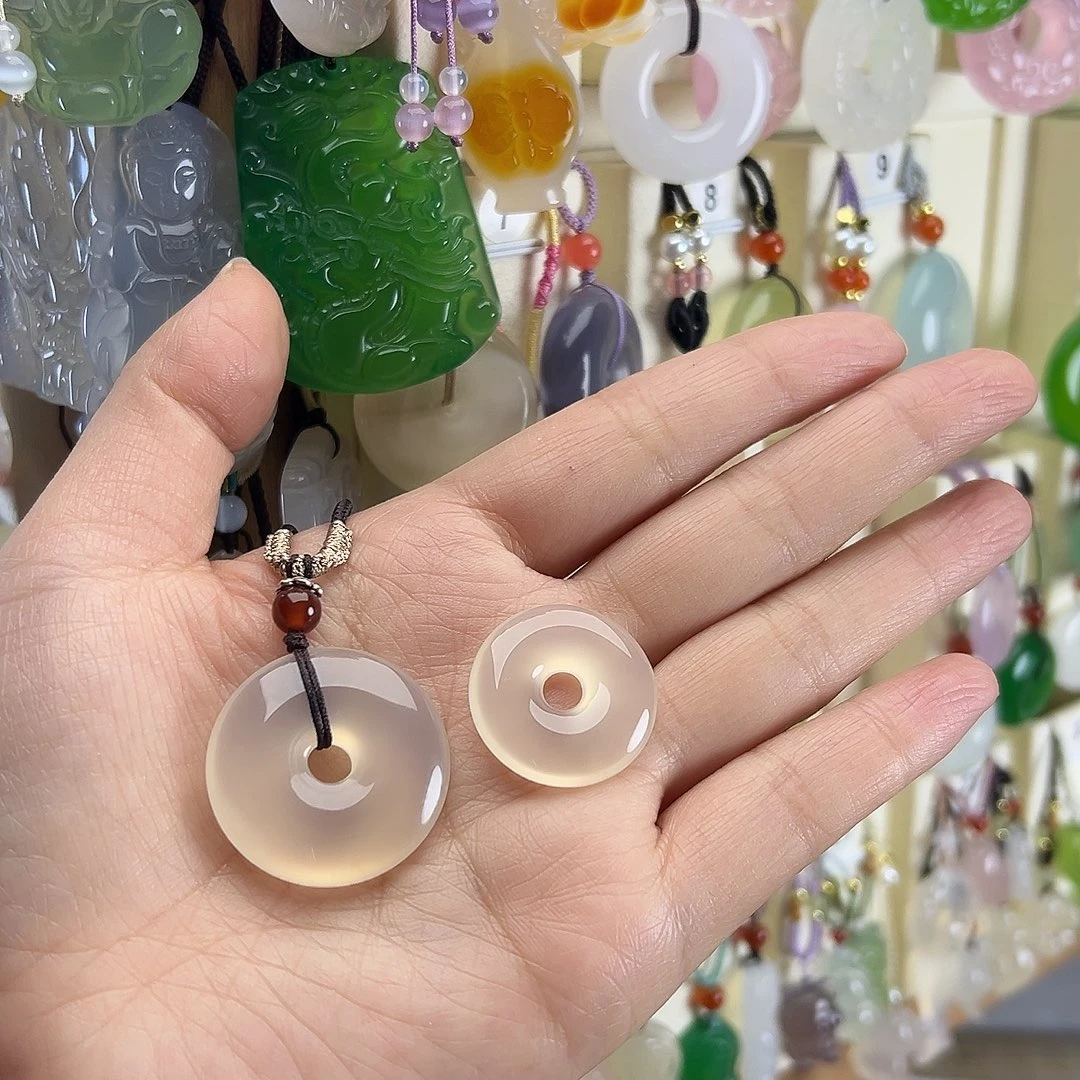 一***饿玛瑙/玉髓未镶嵌颈饰