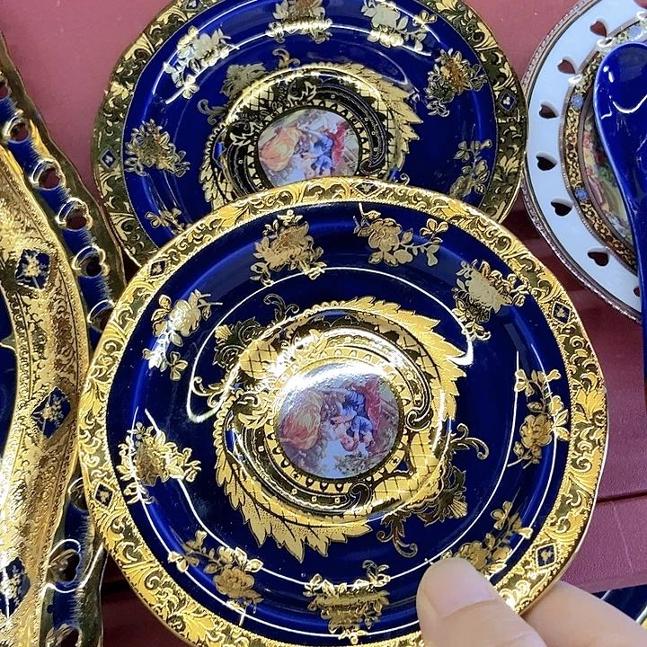 微瑕……………………………………2