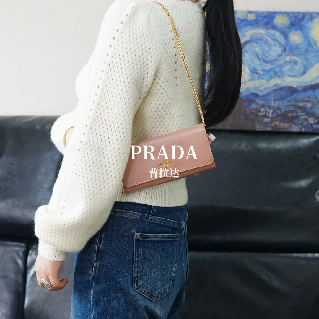 95新 Prada/普拉达 粉色链条钱包/FYHD03302003/2003