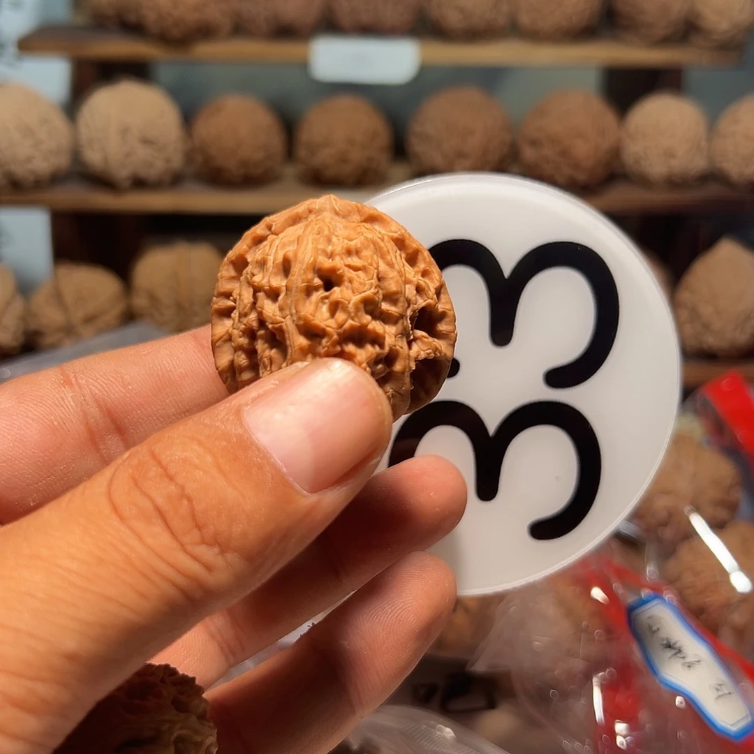 及**樂文玩核桃，白色33号