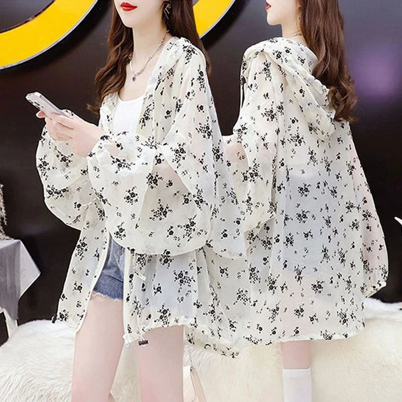 休闲百搭碎花连帽防晒衣女外穿夏季韩版宽松防紫外线镂空上衣外套
