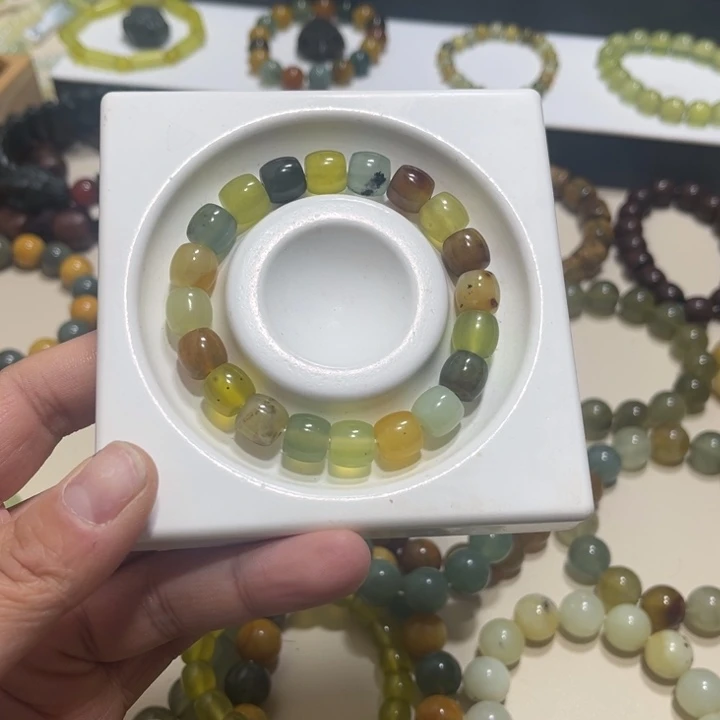 蛇纹石玉未镶嵌手链卡10