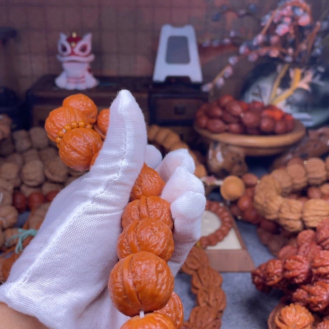 飞***魏文玩核桃吊坠秋子