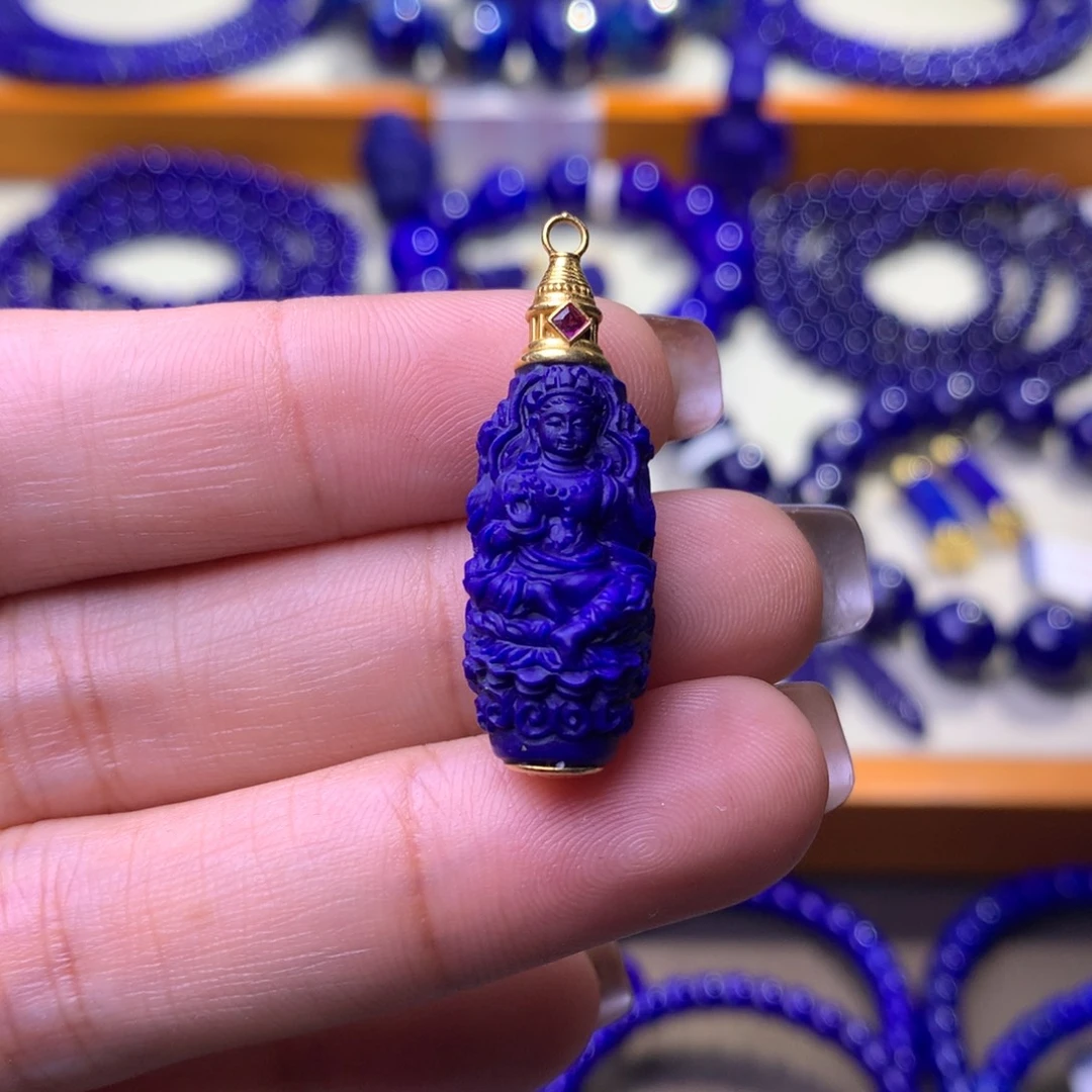 青金石18K金镶嵌雕刻件绿度母