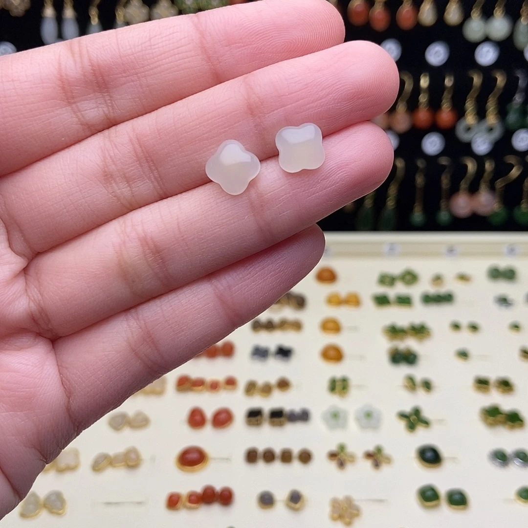 和田玉银S925镶嵌耳饰