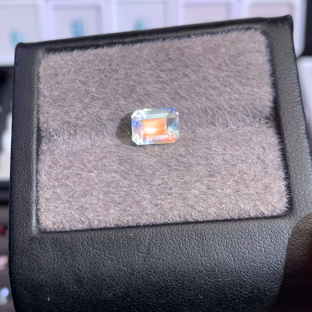 月光石裸石2.395ct