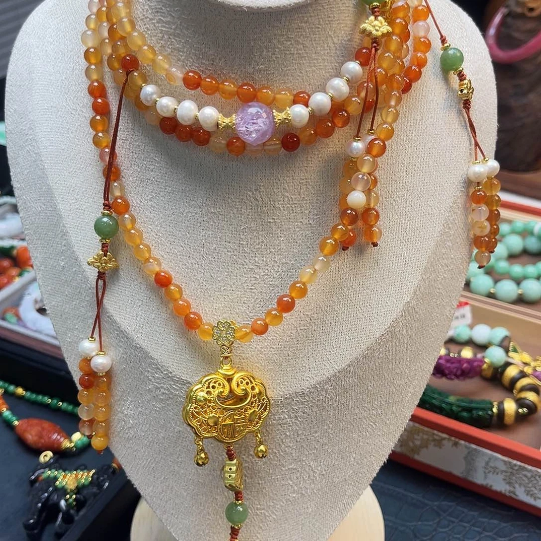 翡翠未镶嵌项链斜挎