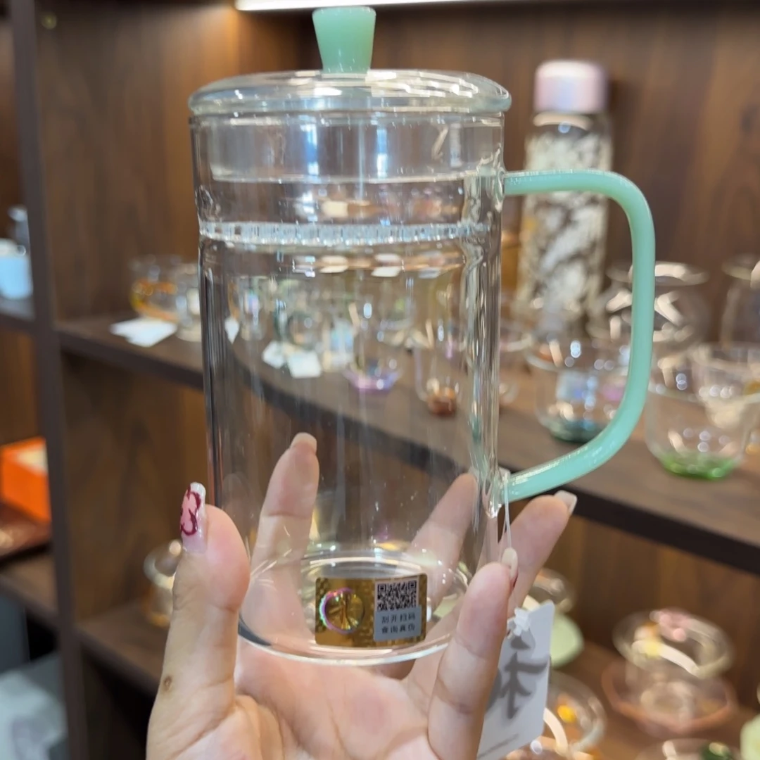 三**子简尚杯浅玉色。。。。