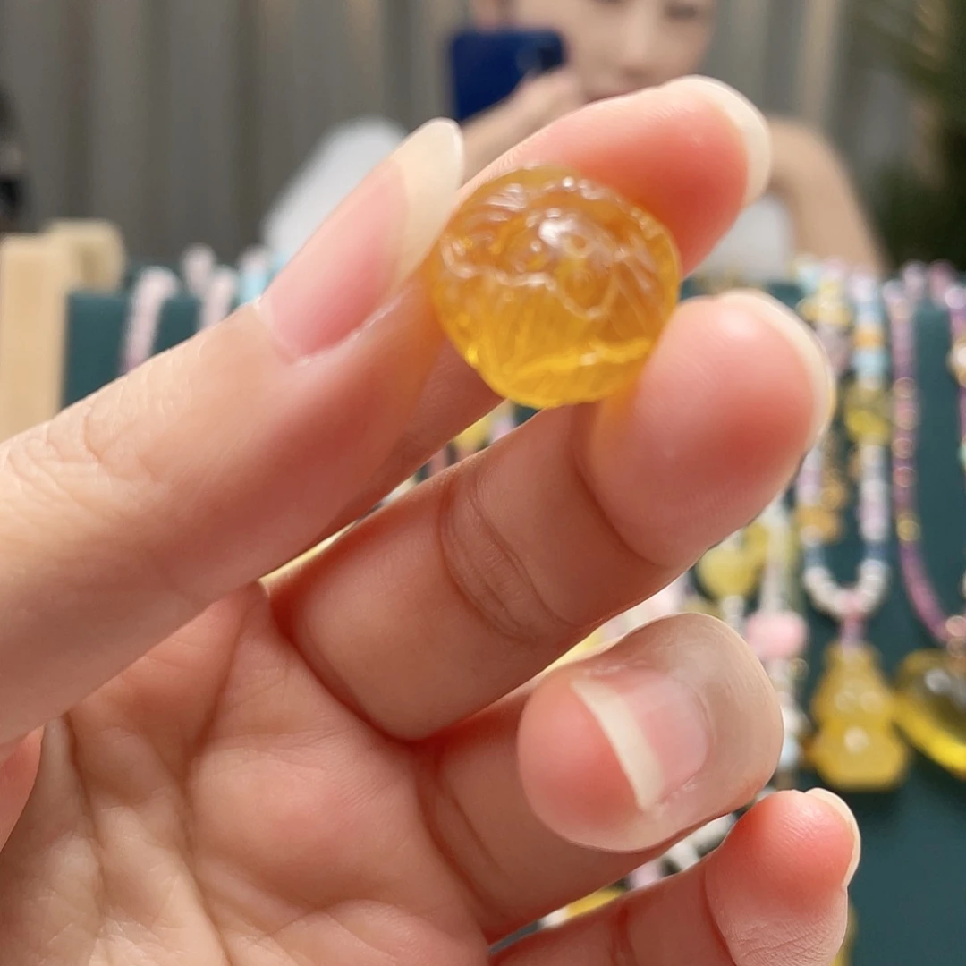 未镶嵌琥珀裸石琥珀吊坠