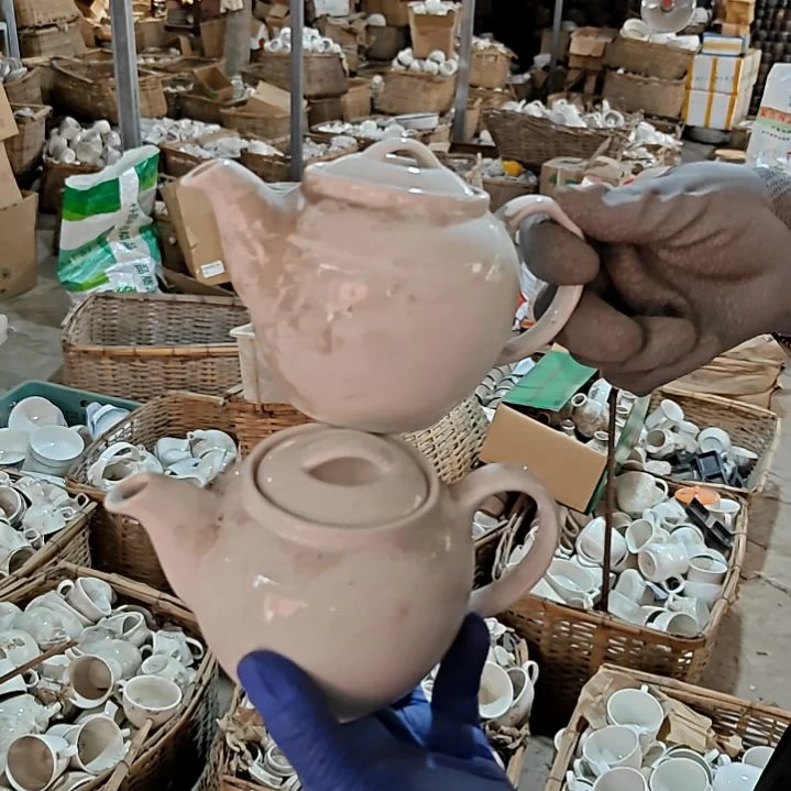 摆件陶瓷盘子碗啥都有