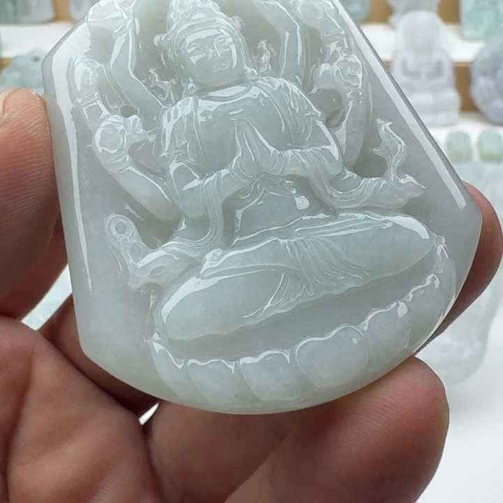 翡翠未镶嵌颈饰天然缅甸A货翡翠