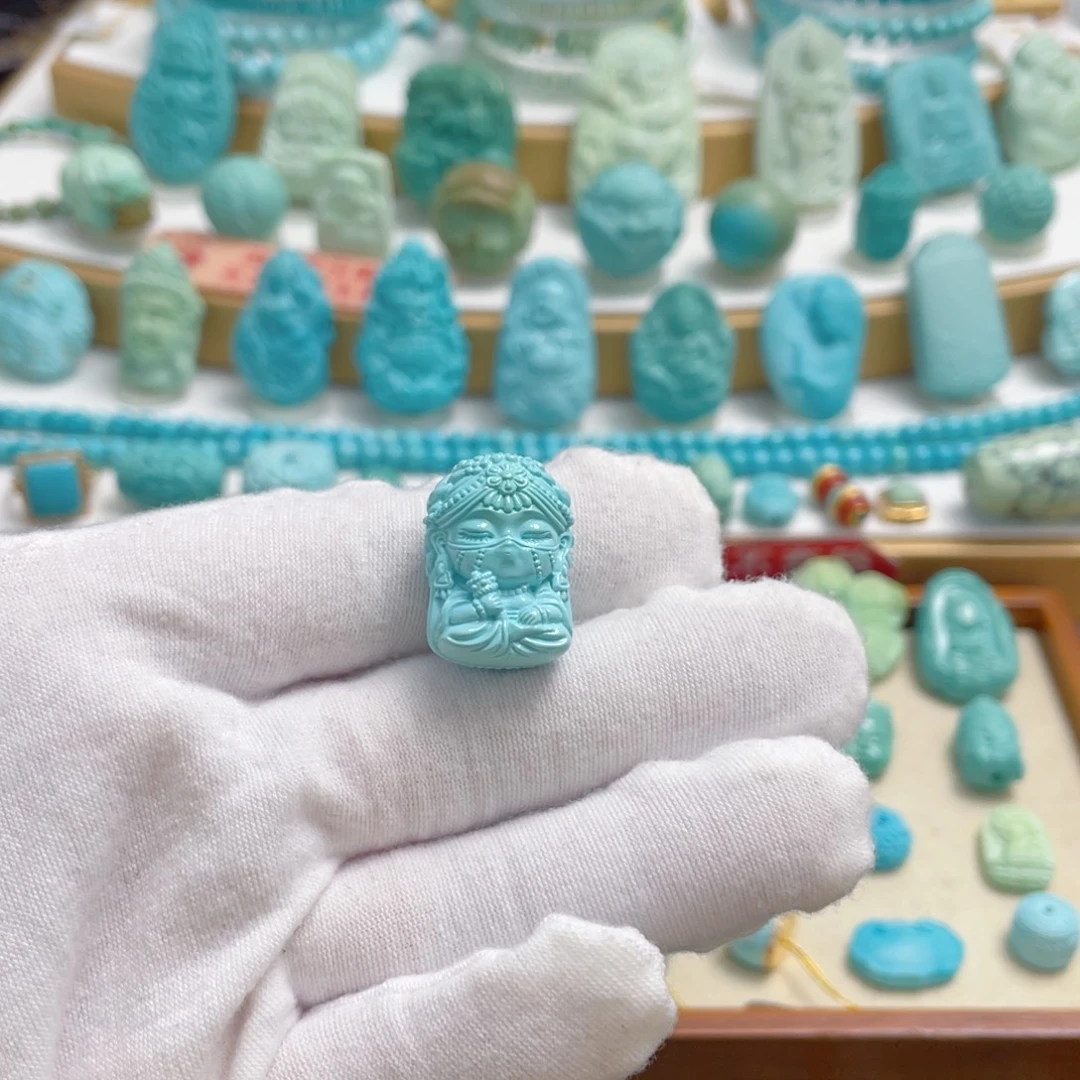 绿松石未镶嵌珠宝奇石