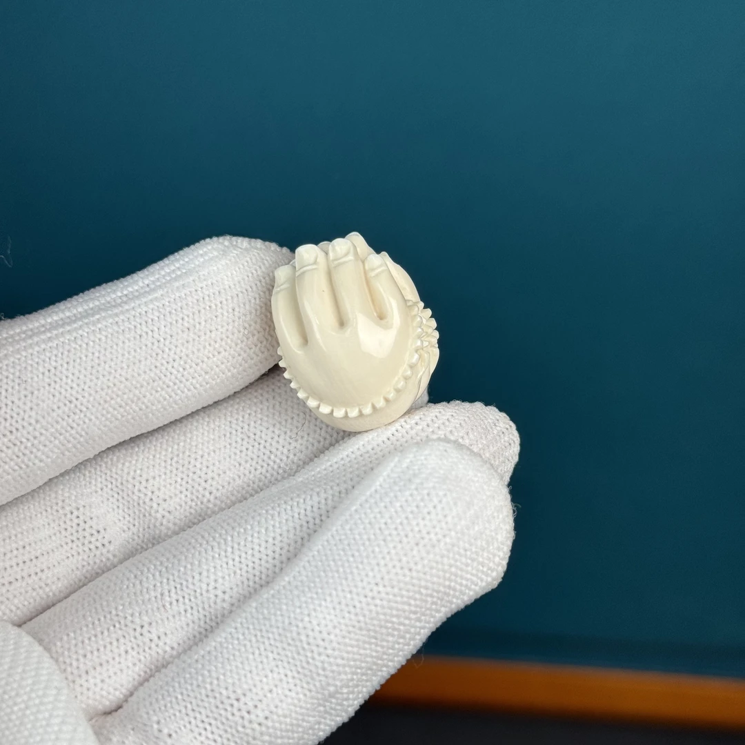 H4933天然猛犸牙 雕刻佛手18x23.6x18.8mm支持鉴定 假一罚四