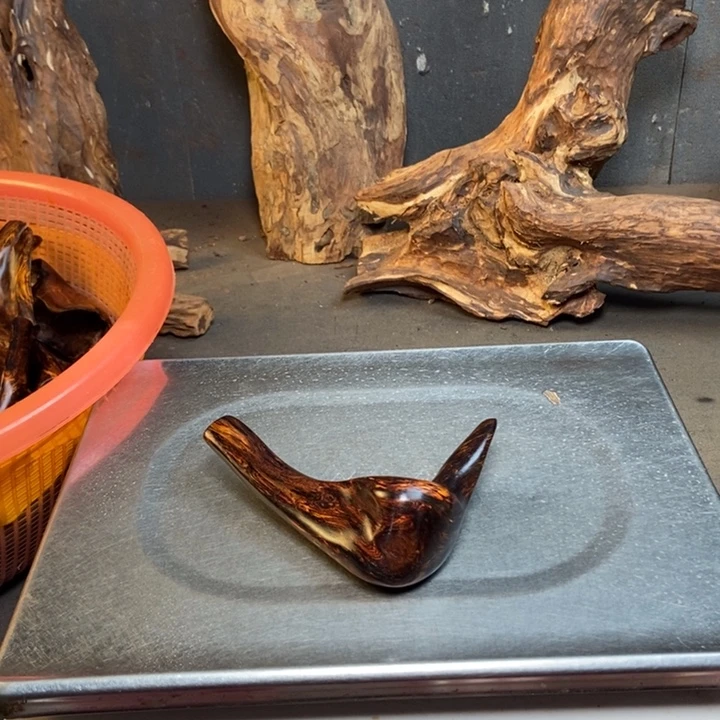 莊****黄花梨/降香黄檀海南黄花梨