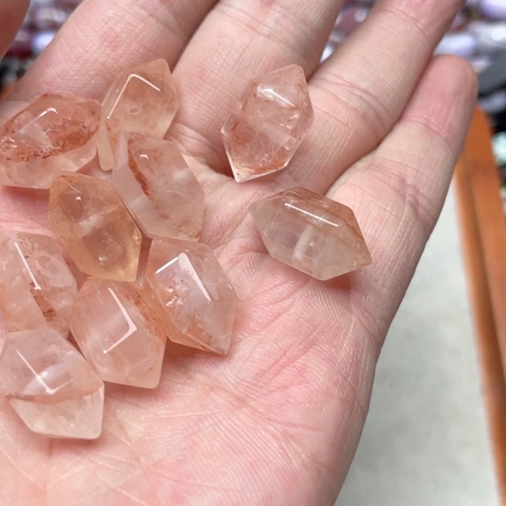 玛瑙/玉髓合金珠宝半成品一个10mm红椒花中孔