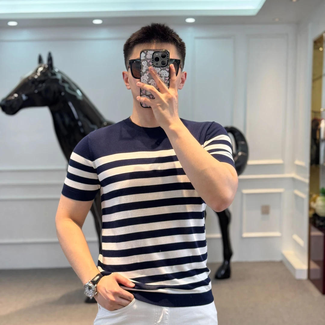 <古帝特尼>“多彩条纹”春夏新款纯色舒适休闲圆领套头短袖SJ-26001