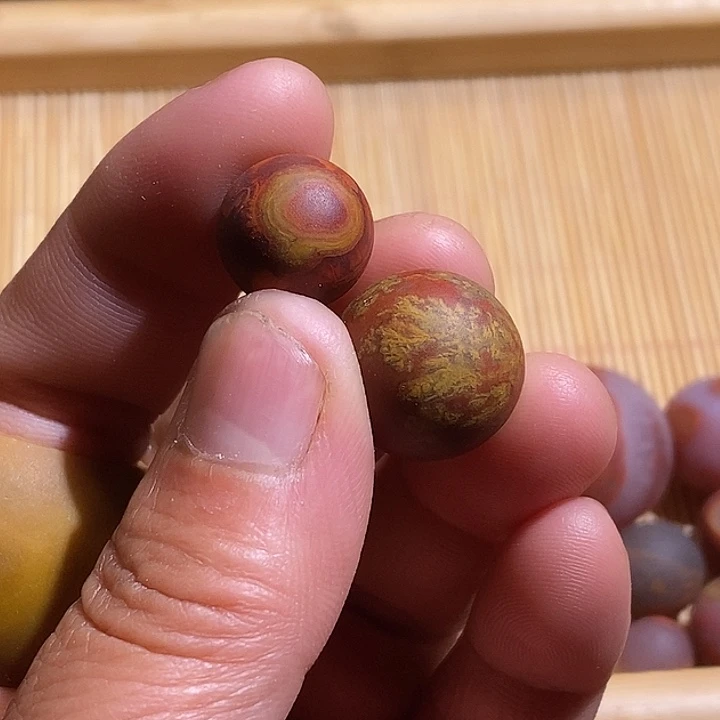 玛瑙/玉髓战国红单珠未镶嵌北*