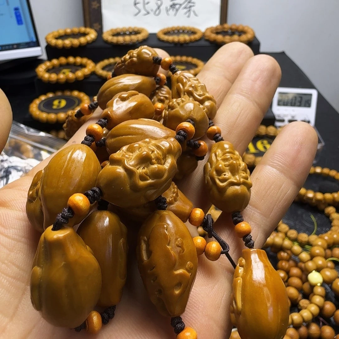 行***箱猴头核桃吊坠橄榄核十八罗汉长串