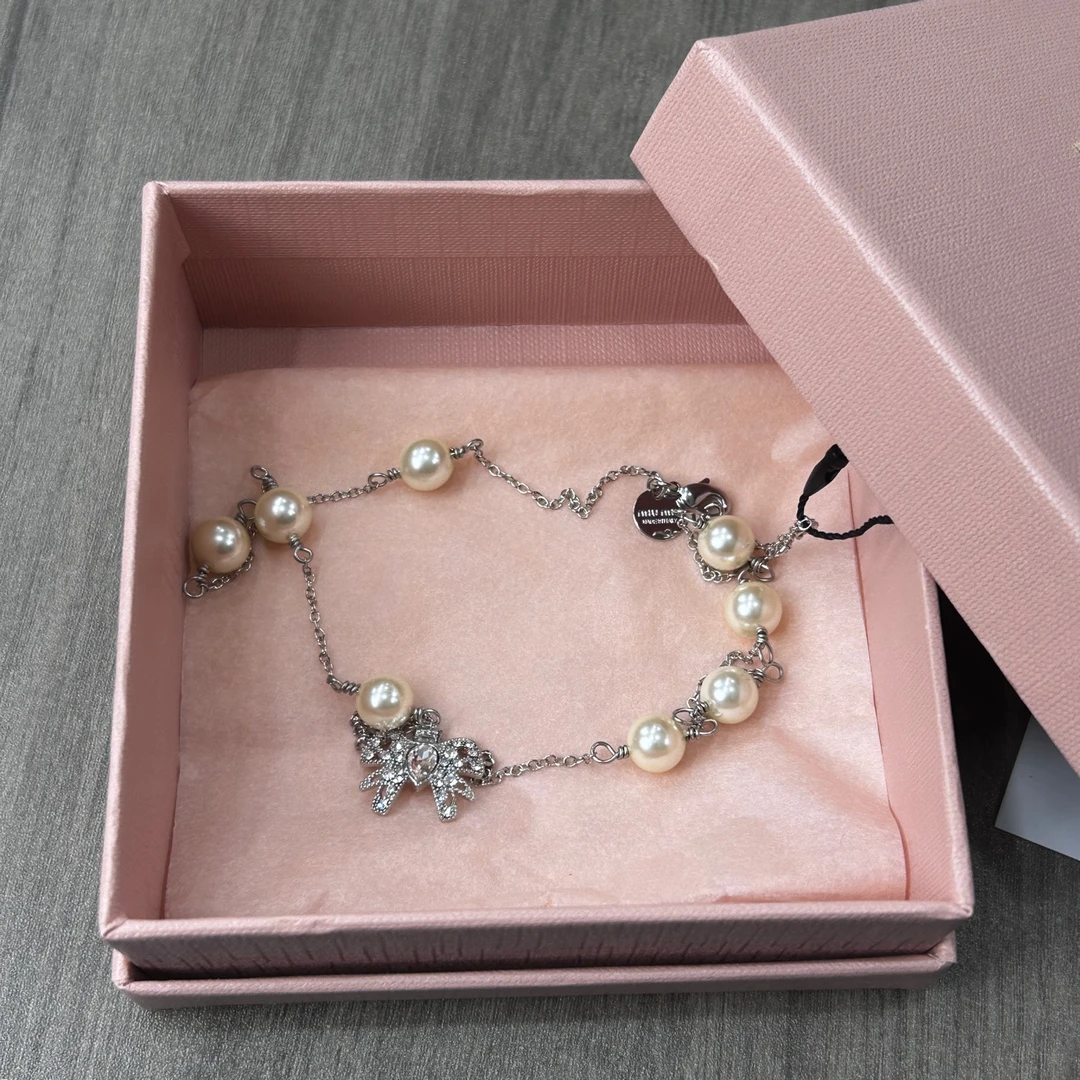 (pm)miumiu缪缪蝴蝶结珍珠项链 全新