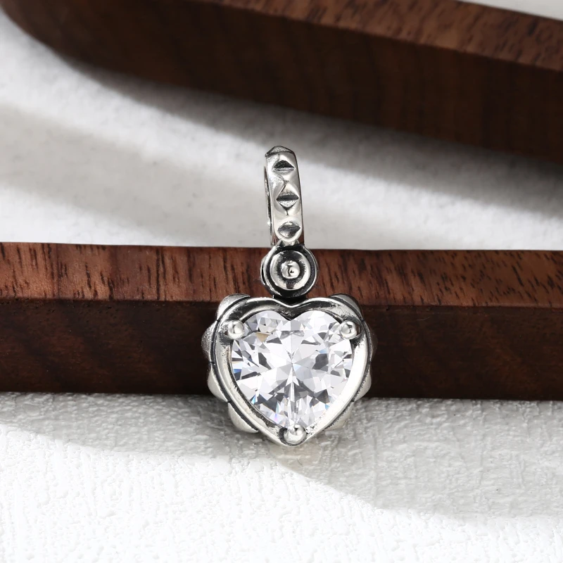 吊坠925银 时尚白钻爱心吊坠 百搭项链流行挂坠
