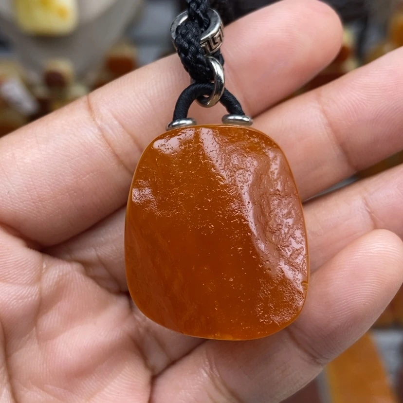 【闪购商品】琥珀颈饰未镶嵌