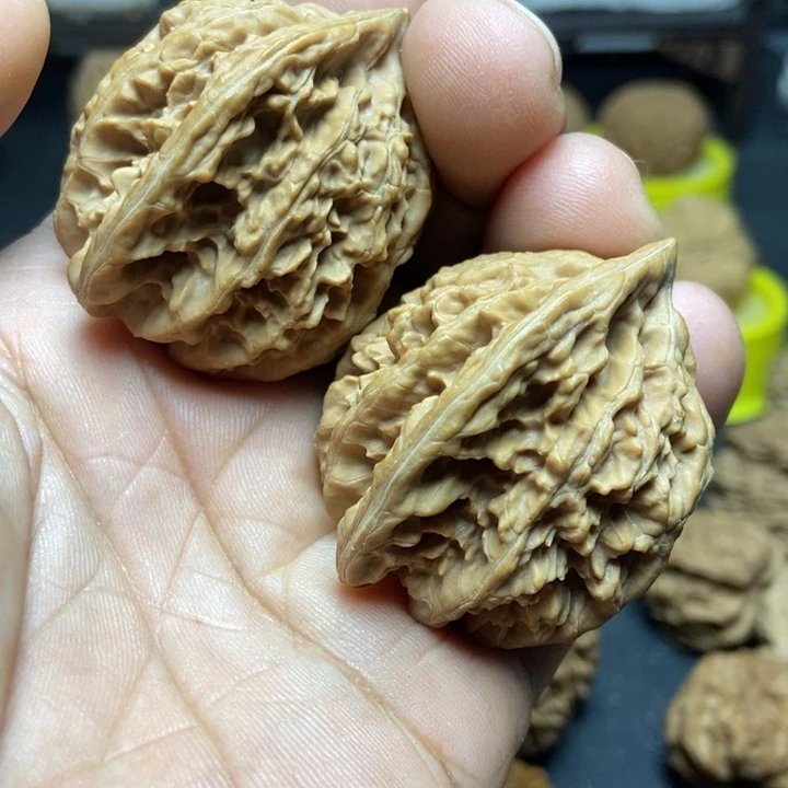 核桃盘龙虎头004