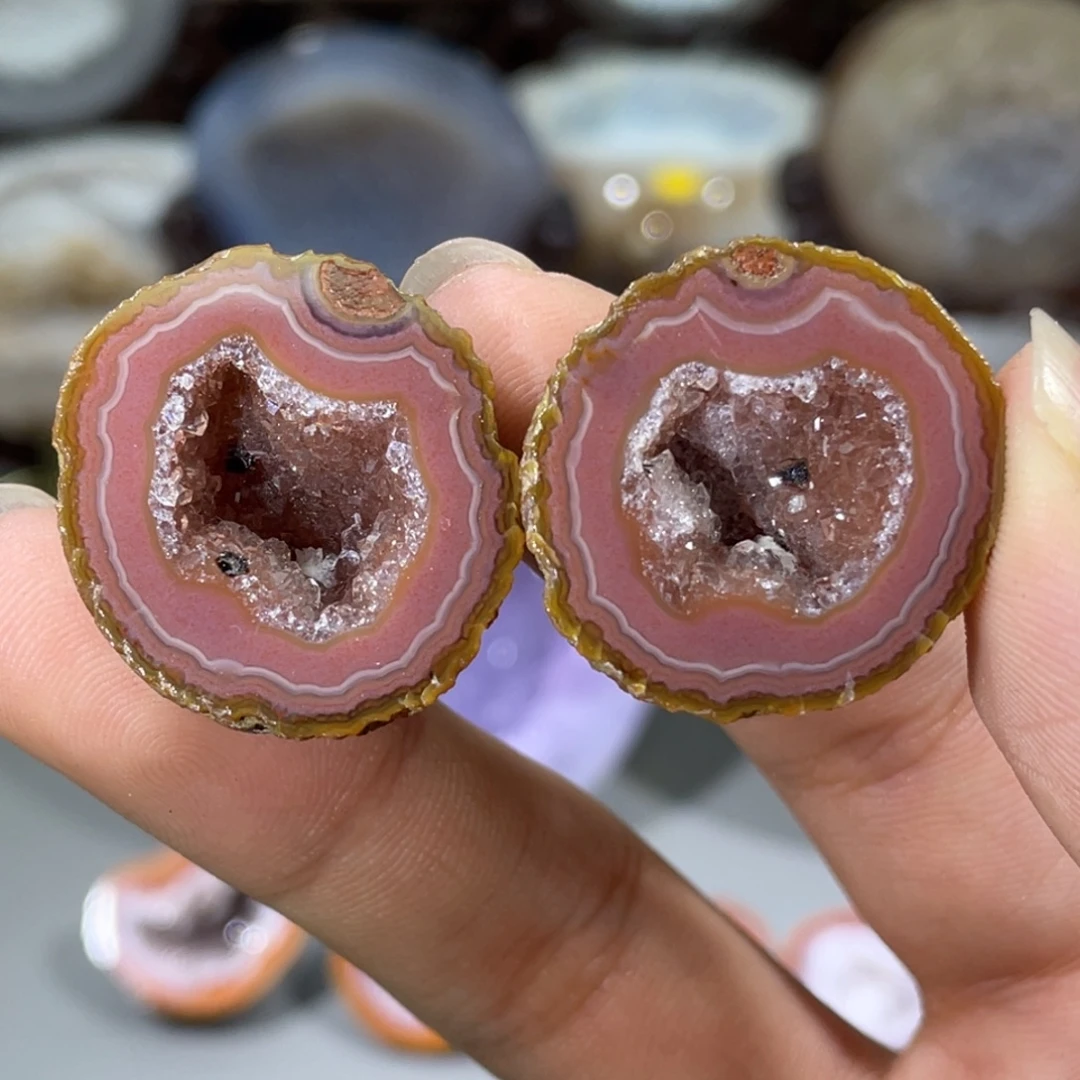 水晶大型摆件（非配饰）未镶嵌战国红