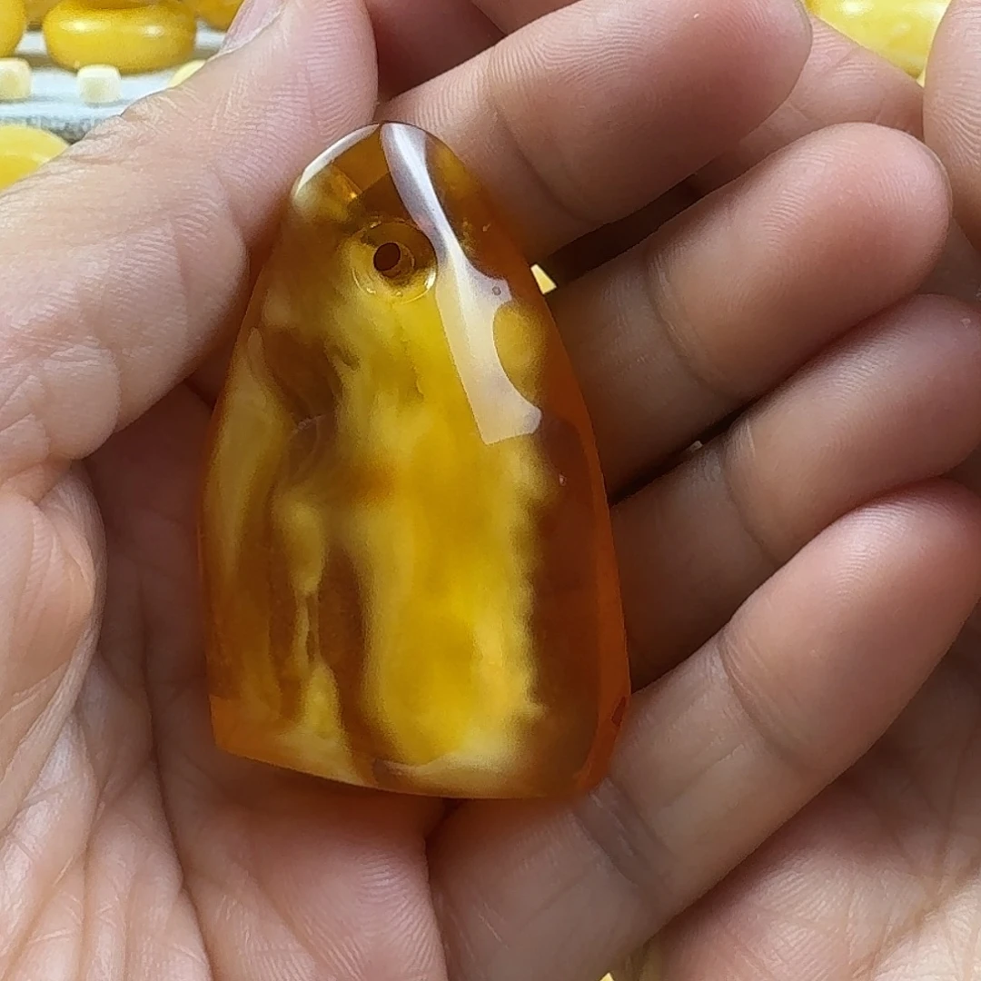 蜜蜡未镶嵌裸石39