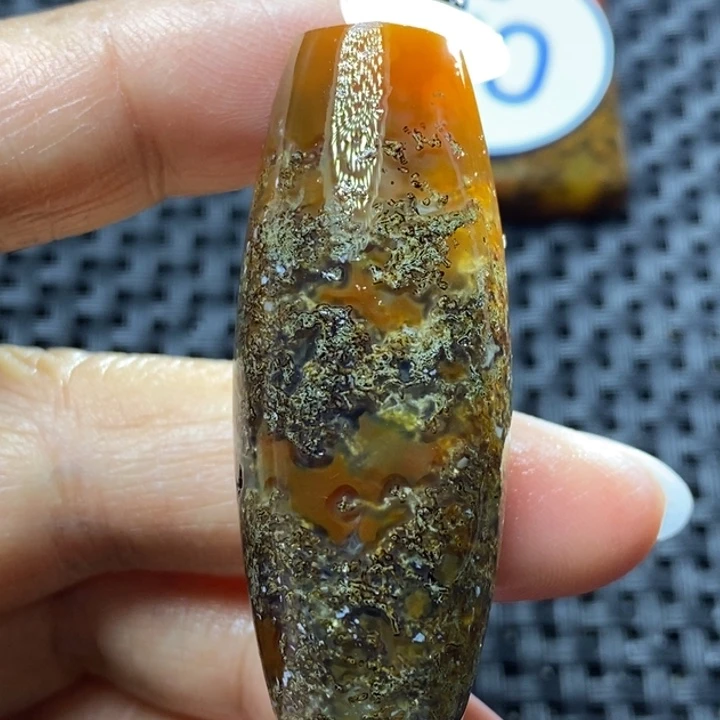 未镶嵌颈饰玛瑙/玉髓士*