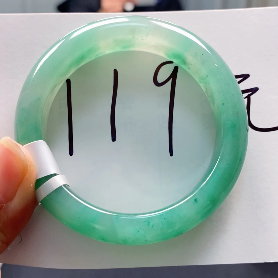 石英质玉未镶嵌手镯手镯