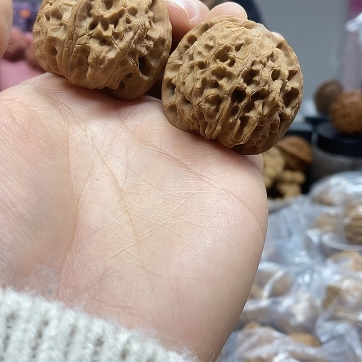 文玩核桃把件38闷尖凤眼油