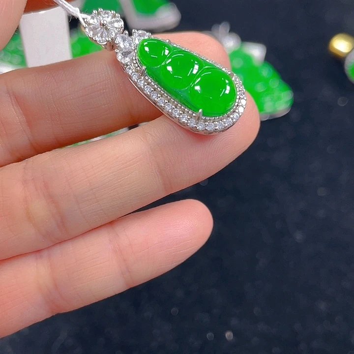 S***H翡翠银S925镶嵌吊坠(不含链)