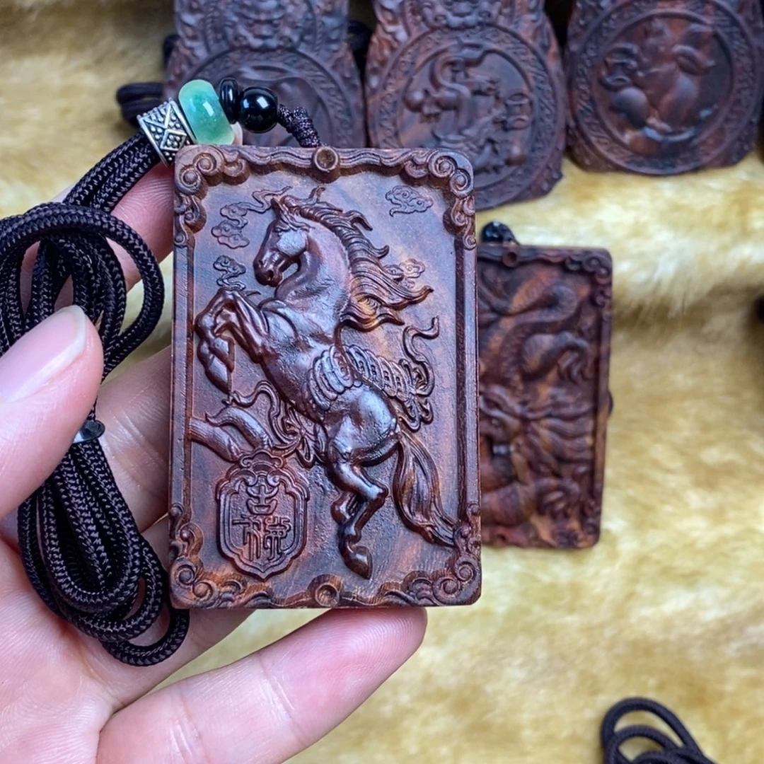 龙***吃黄花梨/降香黄檀黄花梨