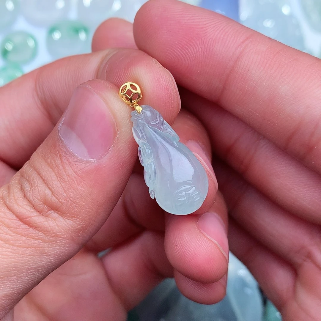 翡翠吊坠(不含链)18K金镶嵌