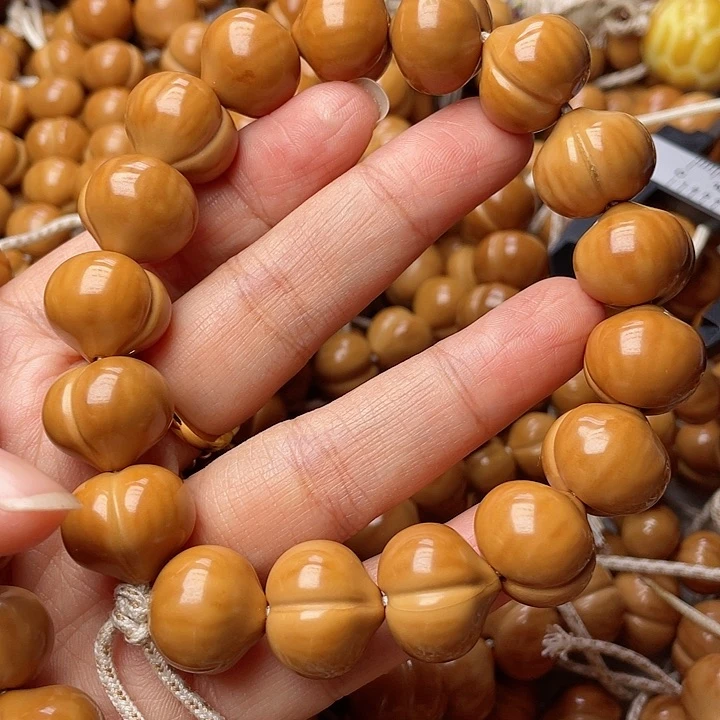 手串猴头核桃弯****瑰16f h j m m