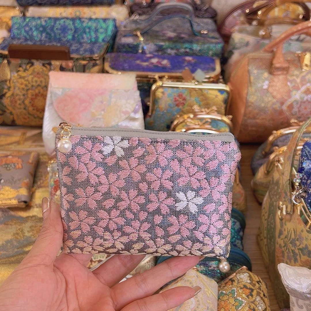 蚕丝开播福利零钱包